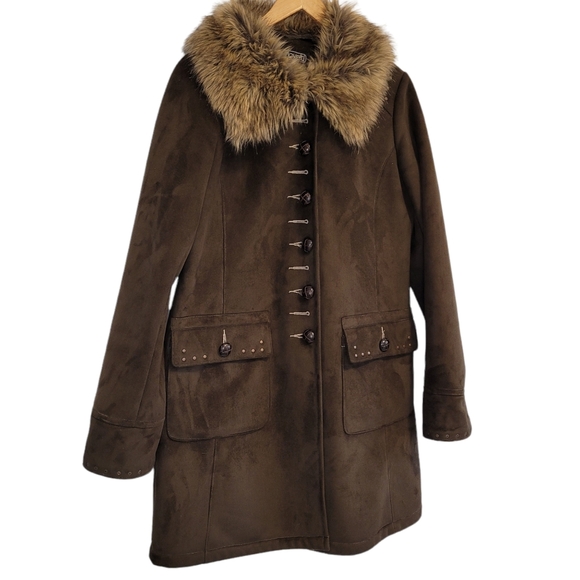 Vintage Vegan Long Coat (Medium) - Picture 8 of 9